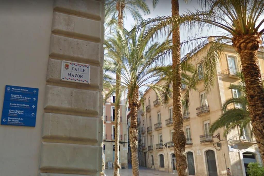 Calle Mayor Next To Beach Alicante Exteriör bild
